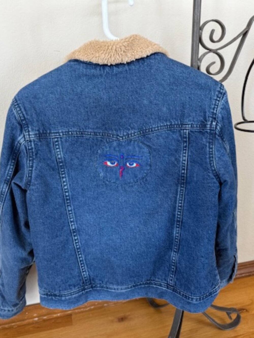 Levis Dry Goods Women's Lined Denim Jacket with Face on back